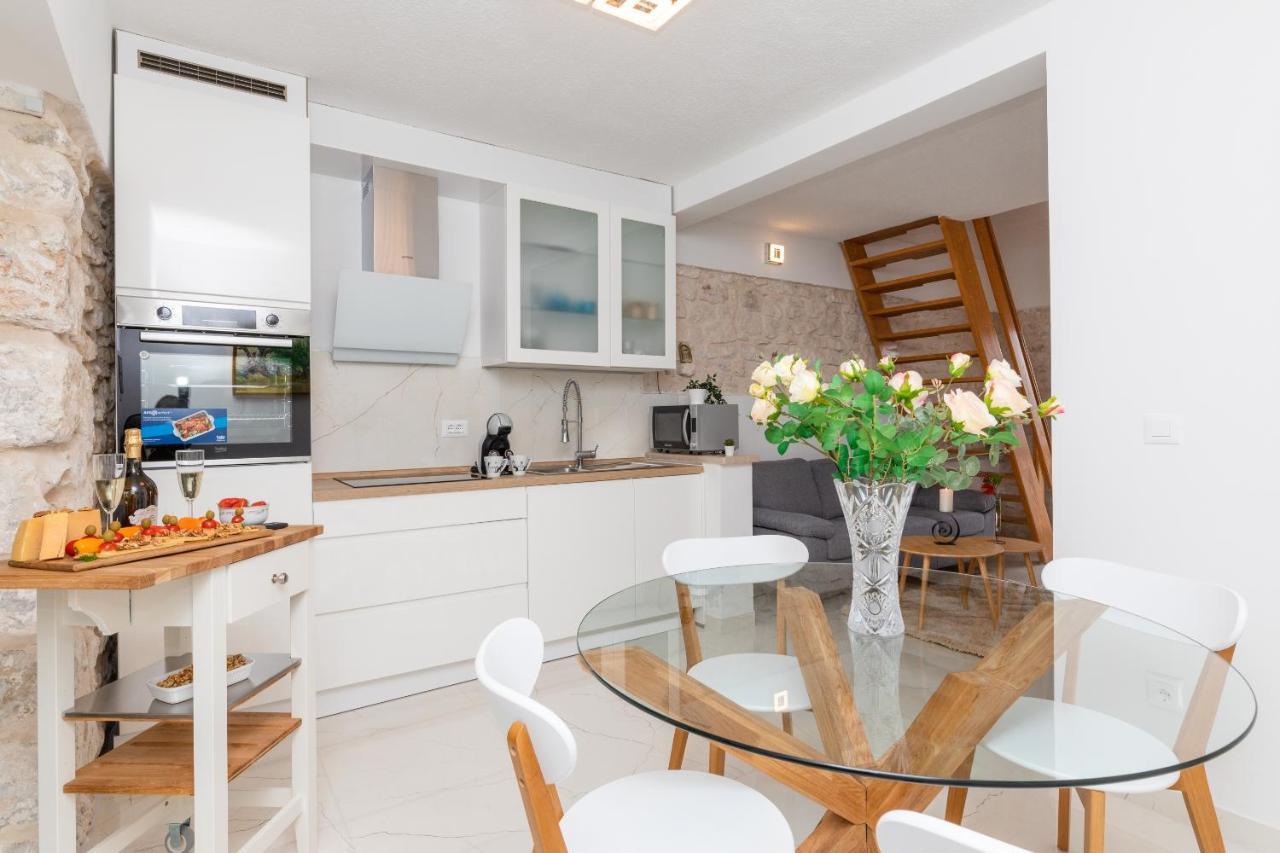 Apartment Meri Sutivan Eksteriør billede